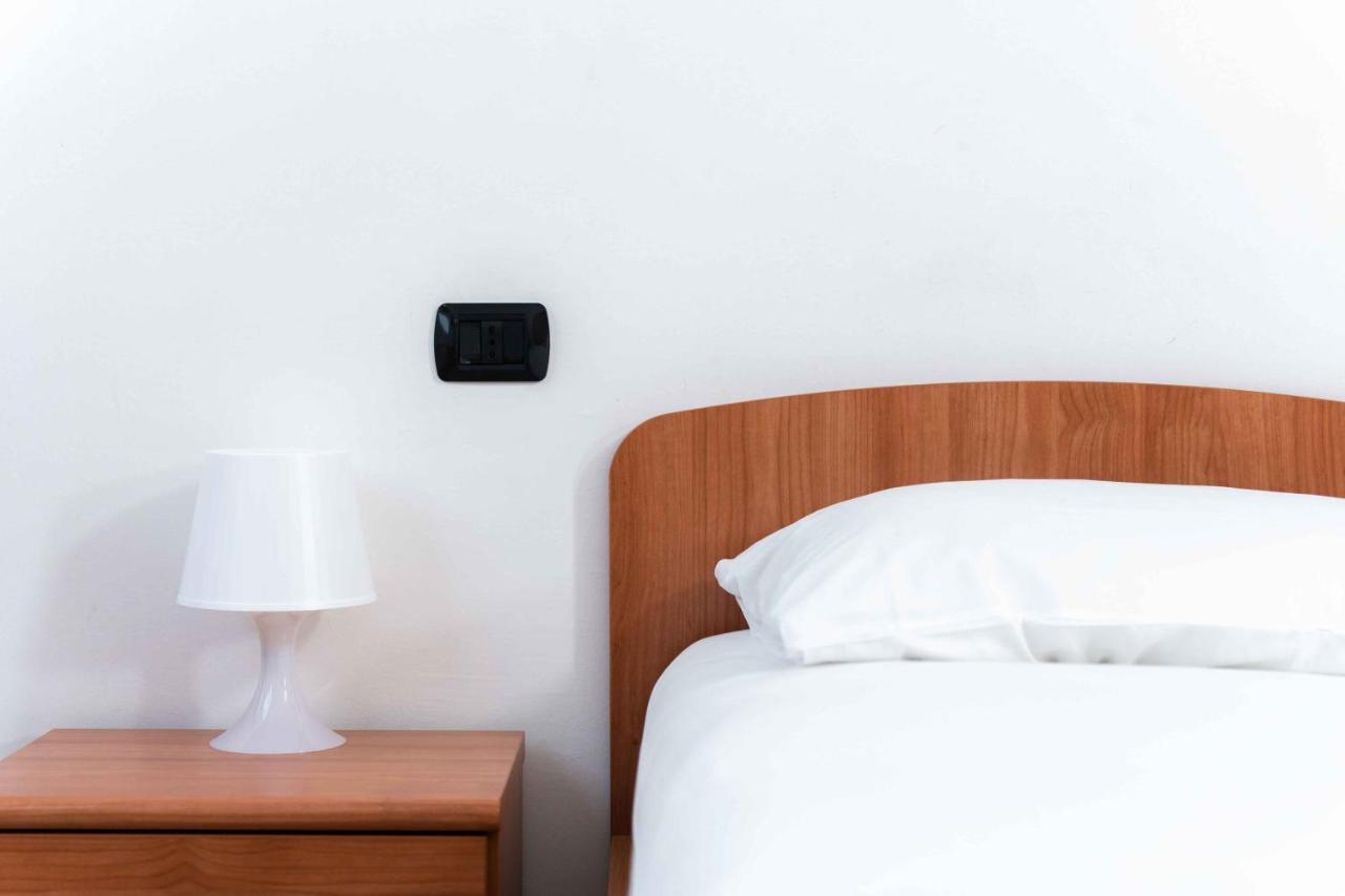 Wayco Rooms Lipomo Esterno foto